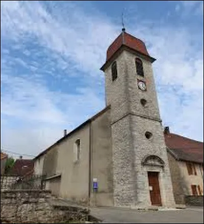 Notre dernière balade d'aôut commence au pied de l'église Saint-Jean-Baptiste, à Alièze. Village Jurassien, il se situe dans l'ancienne région ...