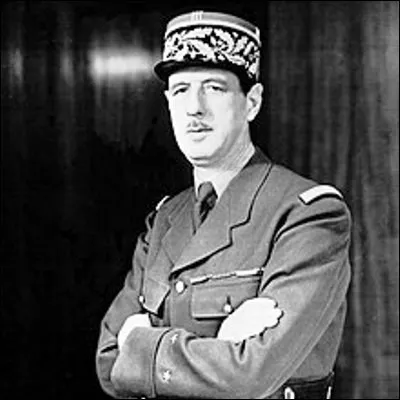 Quel ustensile de cuisine possède un modèle surnommé "Charles de Gaulle" ?