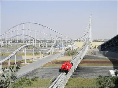 Formula Rossa est un parcours de montagnes russes sans inversion, mais allant jusque 240 km/h. Dans quel pays se situe-t-il ?