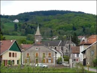 Je vous propose de commencer notre première balade de la semaine dans le massif des Vosges, à Corravillers. Village de l'arrondissement de Lure, il se situe dans le département ...