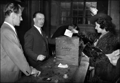 En quelle année les femmes ont-elles obtenu le droit de vote en France ?