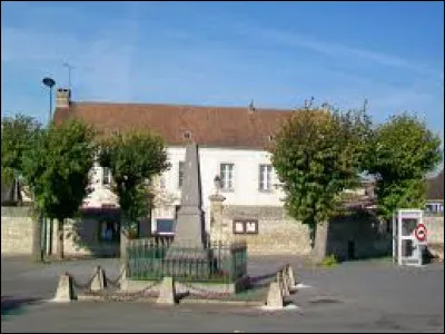 Notre première balade de la semaine commence à Angy. Commune Isarienne, elle se situe en région ...