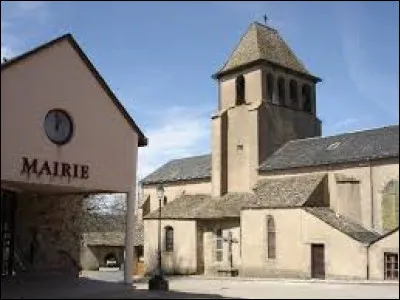 Notre première balade de décembre commence dans le Lévézou, à Alrance. Village de l'arrondissement de Millau, il se situe dans le département ...