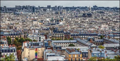 Laquelle des photos ci-dessous représente la tour Eiffel ?