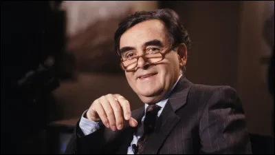 Bernard Pivot, mort le 6 mai 2024, avait animé une émission de télévision littéraire, diffusée sur Antenne 2 chaque vendredi soir entre 1975 et 1990 :