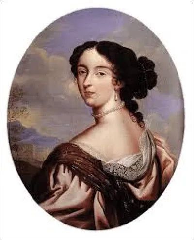 Jeanne-Antoinette Poisson était le vrai nom de Madame de Maintenon.