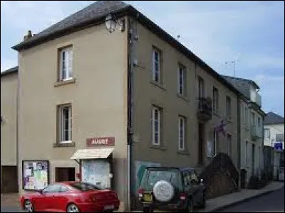 Aujourd'hui, nous démarrons notre promenade en Bourgogne-Franche-Comté, à Anost. Village de l'arrondissement d'Autun, il se situe dans le département ...