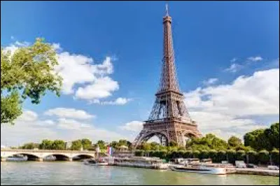 Quelle est la hauteur de la tour Eiffel exactement ?