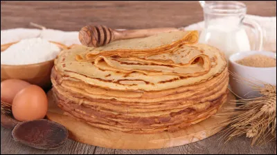 Top ! Je suis une fête chrétienne célébrée chaque année le 2 février. D'origine païenne et liée à la lumière, on me connaît aujourd'hui pour une tradition culinaire populaire consistant à faire sauter des crêpes. Je suis