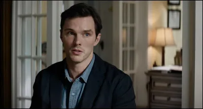 Quel est ce film de Clint Eastwood où Hoult joue Justin Kemp ?