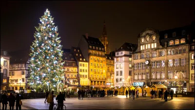 Petite devinette : Je suis un mois d'hiver dans l'année. Lors de mon 25e jour, on fête Noël.
Quel mois suis-je ?