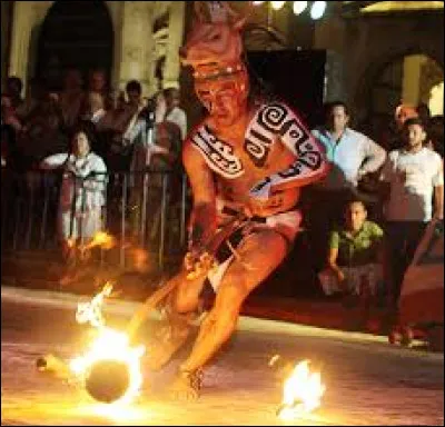 Dans lequel de ces trois pays peut-on pratiquer ce sport, qui se joue avec un ballon en feu ?