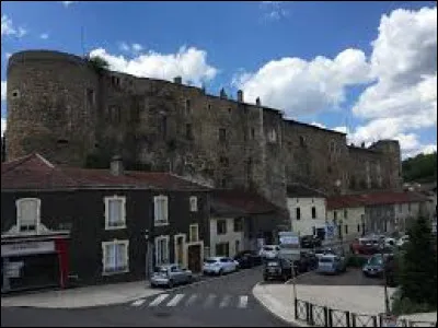 Nous démarrons notre balade en Lorraine, au pied du château de Dieulouard. Ville du bassin Mussipontain, sur les bords de la Moselle, de la Moselle canalisée et de l'Esch, elle se situe dans le département ...