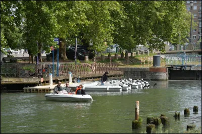 Quel cours d'eau traverse Lille ?