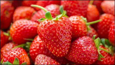 Bon, petite mise en scène 
Il reste une fraise dans le saladier. Que fais-tu ?