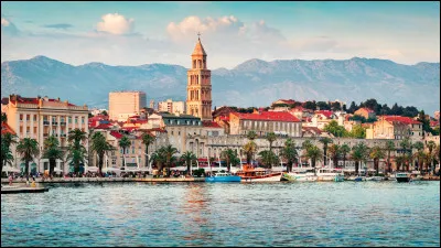 La ville de Split est située en Grèce.