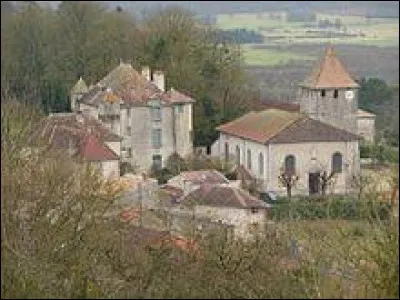 Nous démarrons notre balade avec cette vue de l'église Saint-Pierre et du château de Boucq. Village de Lorraine, dans l'arrondissement de Toul, il se situe dans led épartement ...