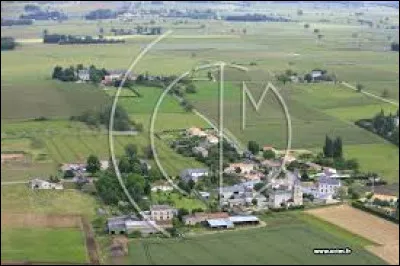 Pour commencer, je vous emmène à Blaslay. Ancienne commune Viennoise, elle se situe dans l'ex région ...