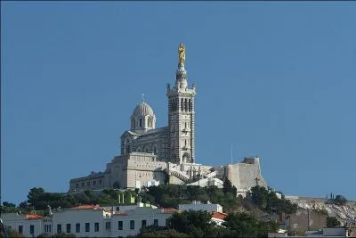 Dans quelle ville se trouve 'Notre-Dame-de-la-Garde' ?