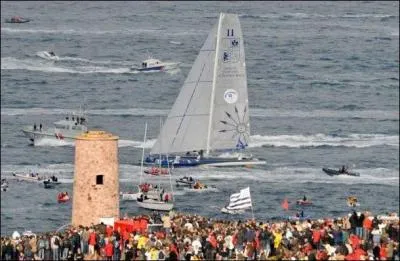 Cette transat part de Saint Malo pour arriver  :