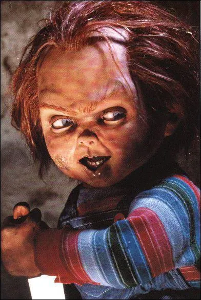 Quel est le prnom du tueur en srie intgr dans le corps d'une poupe (Chucky) ?