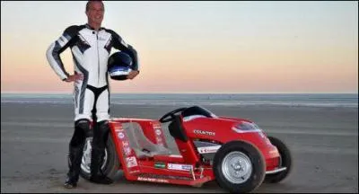 Don Wales bat le record du monde de vitesse en :