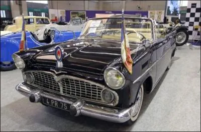 Cette Simca prsidence cabriolet 4 portes appartenait  :