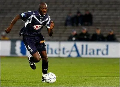 Qui est ce footballeur ?