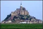 Si vous allez au Mont-Saint-Michel, vous entendrez peut-tre un vieux dicton qui dit : 'Le Couesnon dans sa folie a mis le Mont en Normandie'. Sinon, o l'aurait-il mis ?