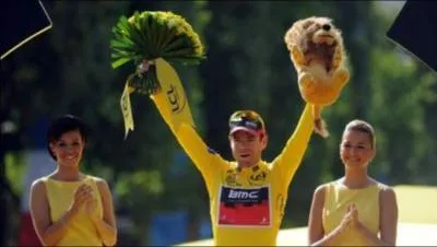 Le vainqueur du tour 2011 est :