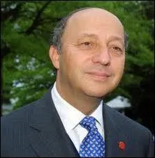 Dans quelle mission de jeux tlviss des annes 60 Laurent Fabius fut un candidat remarquable ?