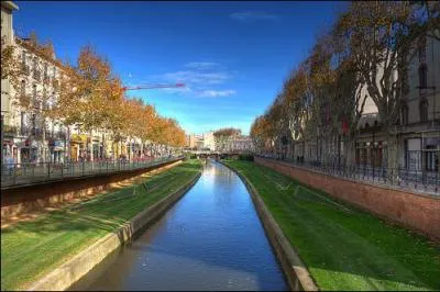 Perpignan, cette ville se situe-t-elle en France ou en Italie ?