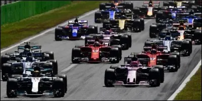 Sur les circuits de formule 1, que signifie "partir en pole-position" ?