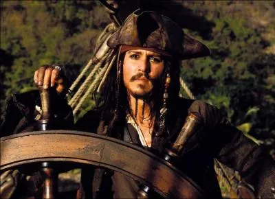 Clbre capitaine du Black Pearl, il est interprt par Johnny Depp. Qui est-il ?