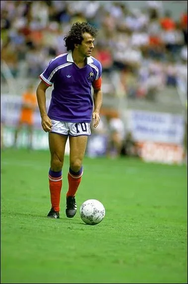 Michel Platini en 72 slections a inscrit ... ...