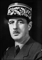 Quel tait le grade militaire de Charles de Gaulle (1890-1970) ? (Il a acquis cette distinction en 1940 en pleine dbacle)