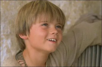 Quel ge a Anakin Skywalker dans l'pisode 1 ?