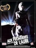 Quel est le titre original du film de vampire Aux Frontires de l'Aube ?