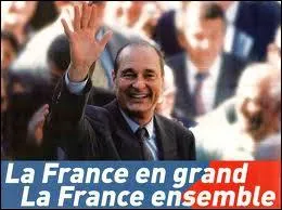 Comment Jacques Chirac a-t-il annonc sa candidature  sa propre succession en 2002 ?