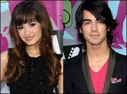 Comment s'appelle l'hrone de Camp Rock 1 ?