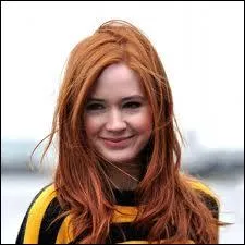 Amy Pond est...