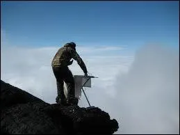 O repasse-t-il ? Au dessus des nuages !