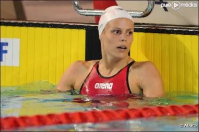 Dans quel sport s'illustre Laure Manaudou ?