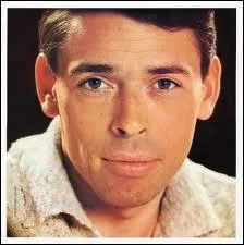 Jacques Brel est sans doute le chanteur belge le plus clbre. Quand nous a-t-il quitt ?