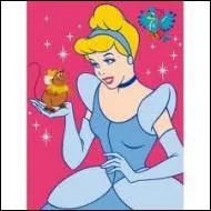 Comment s'appelle la souris obse qui aide Cendrillon  confectionner sa robe de bal ?