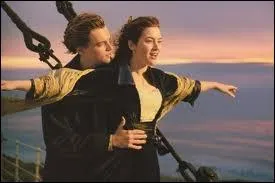 Ce couple est ... du bateau.