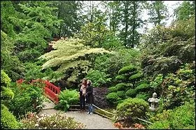 O se situe le jardin botanique de Haute-Bretagne ?