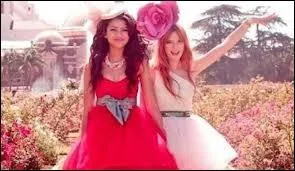 Couverture : que disent Bella et Zendaya ?