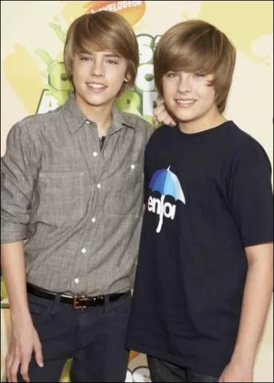 Zack et Cody ont quel ge dans la saison 1 ?