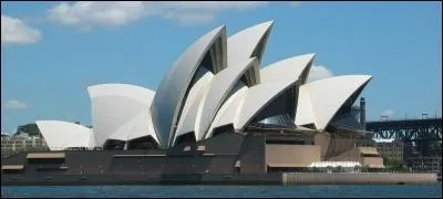 O se trouve ce monument australien ?